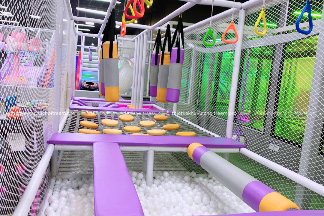 Các trò chơi vận động trong khu vui chơi Kids Space