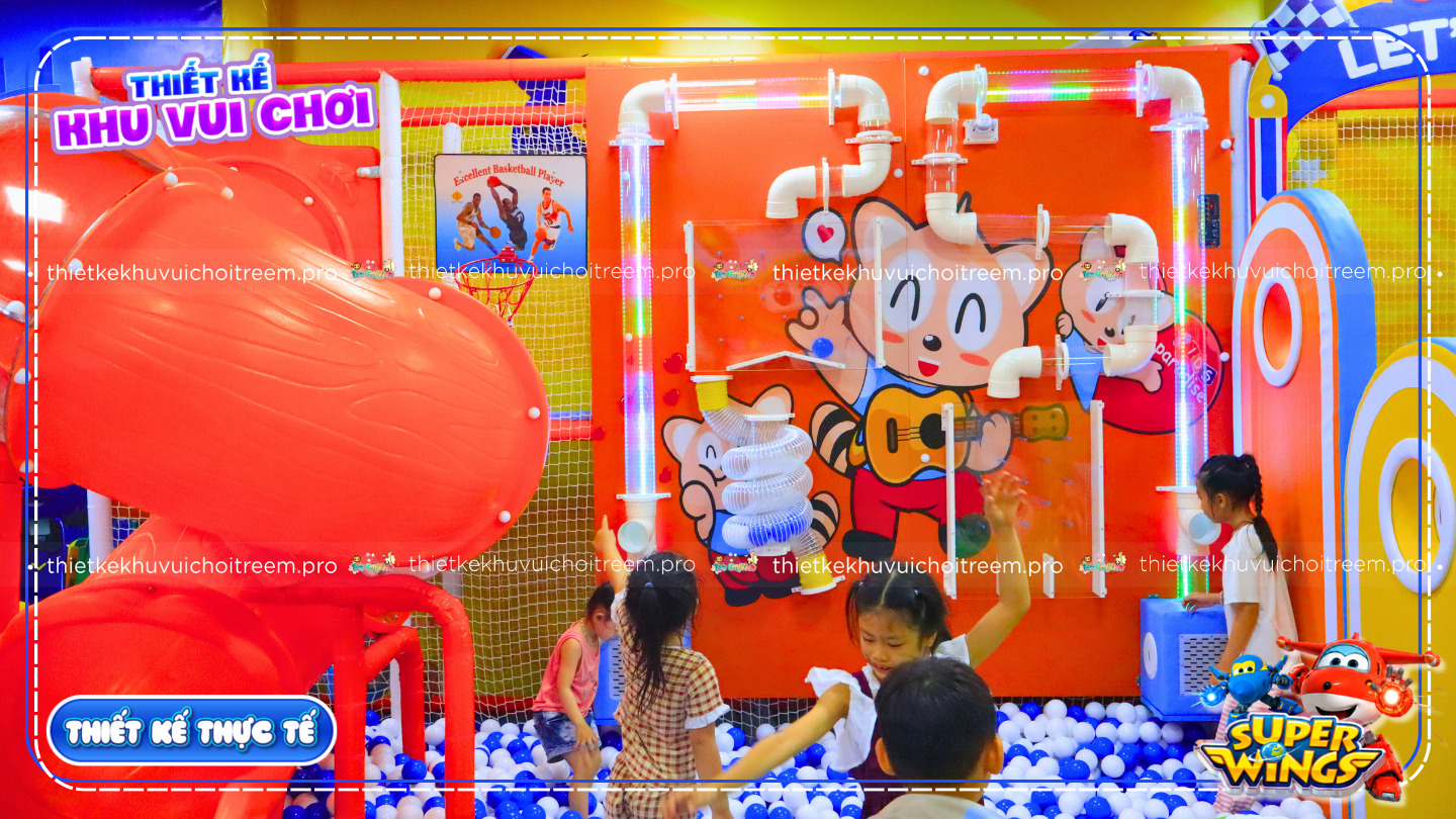 Trò chơi tường ảo thuật đi bóng của dự án thiết kế khu vui chơi Bình Tân - Super Wings