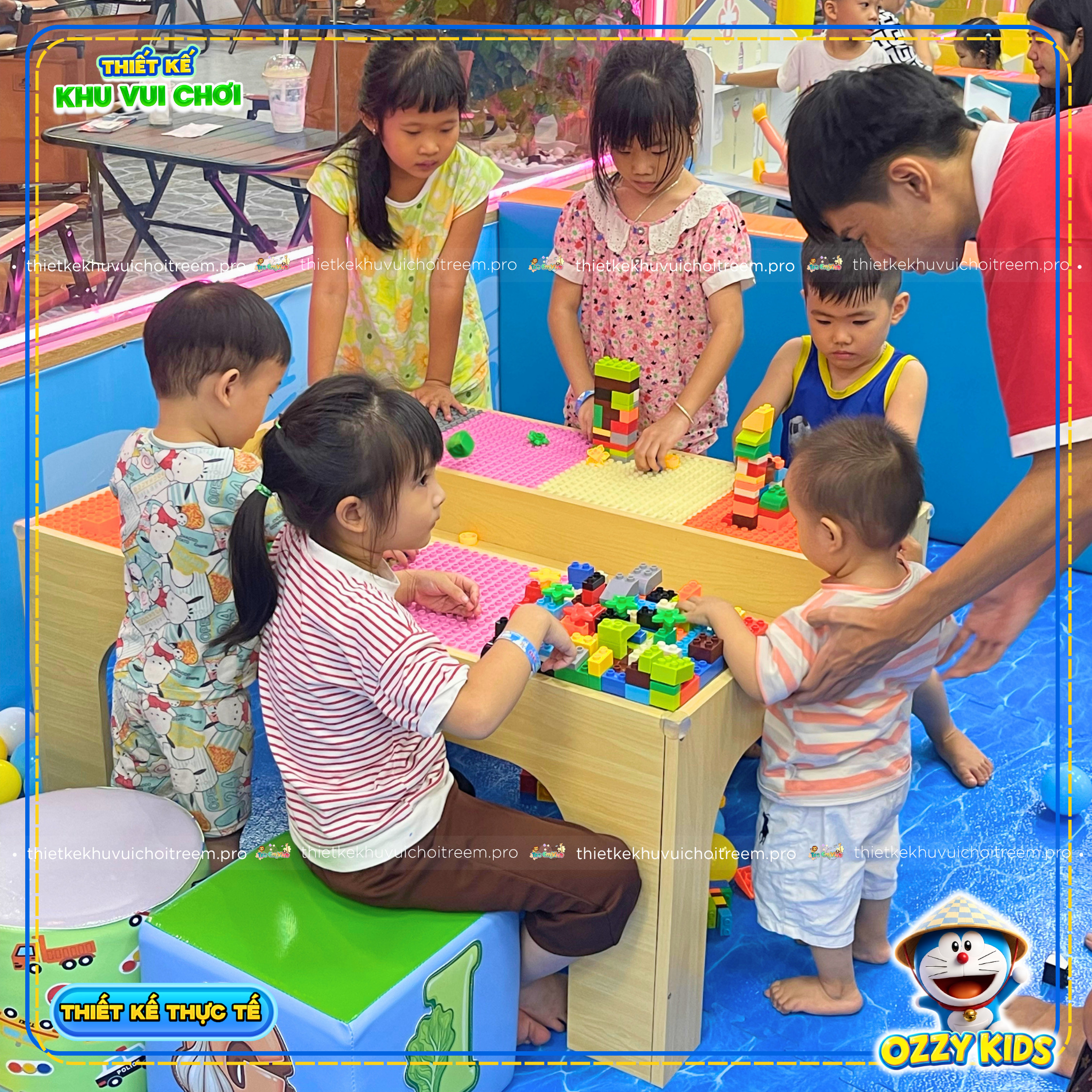 Bàn xếp lego của dự án thiết kế khu vui chơi Bình Tân - Ozzy Kids